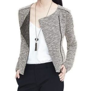 BANANA REPUBLIC Womens Tweed Blazer Jacket
Assymetrical Zip Up Lined Black Sz 10